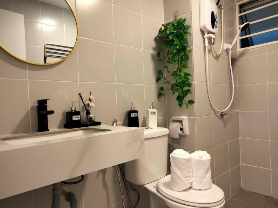 Apartemen V Boho 3bedroom 7-8pax Eco Majestic Semenyih Beranang